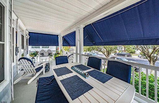 I.f6ea7f8623830d9db32429e631e36451.jpg.512x330 q85 box 02C02C10242C660 crop detail